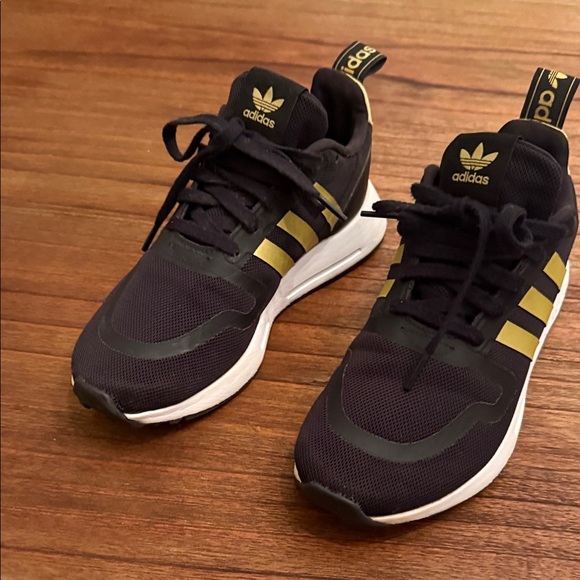 adidas Other - Adidas Black with Gold Stripes Running Shoes size 6 1/2